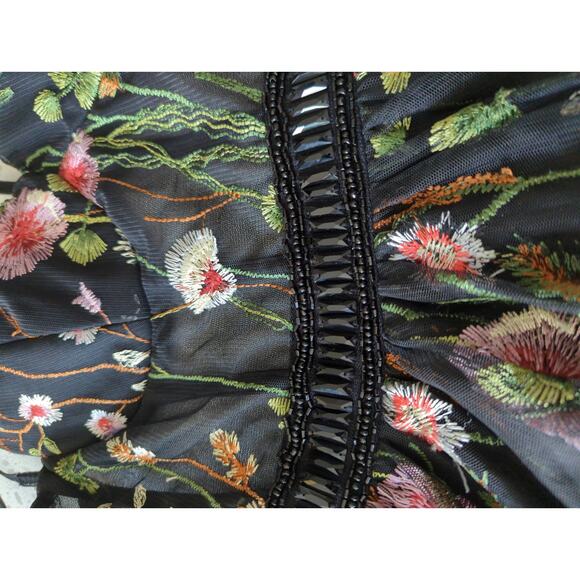 Gigi's Closette Glendale MacDuggal Style Flower Embroidered A Line Dress Size 6 - Picture 4 of 10